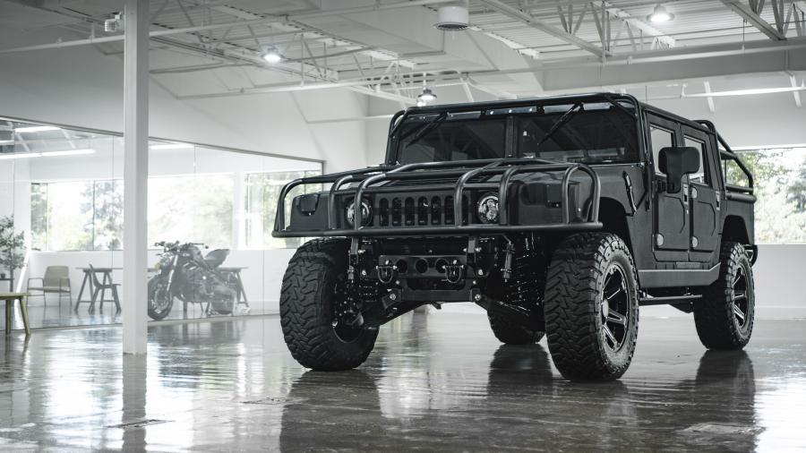  Hummer H1 Supertruck by Mil-Spec Automotive 2020 года  (фото 3 из 13)